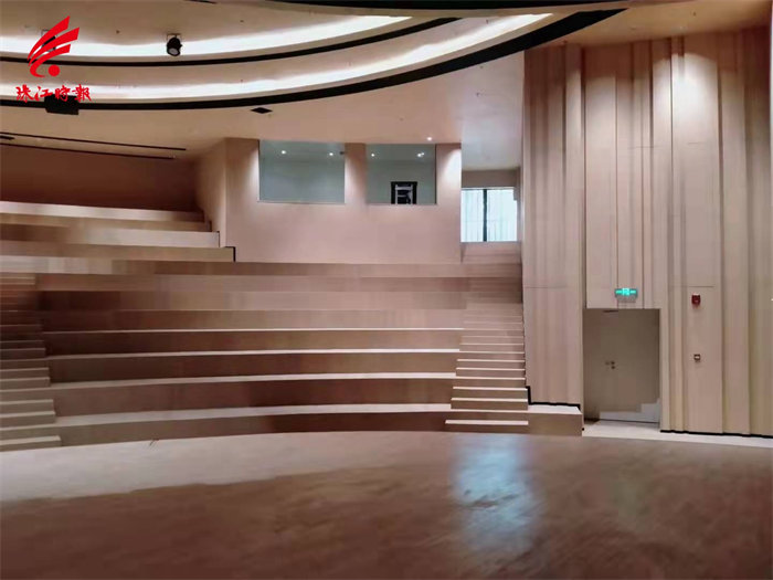 天戈声学的产品应用在佛山地铁二号线林岳西站。 天戈声学的产品应用在佛山地铁二号线林岳西站。