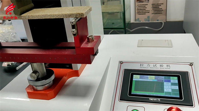 天戈声学的实验设备。 天戈声学的实验设备。